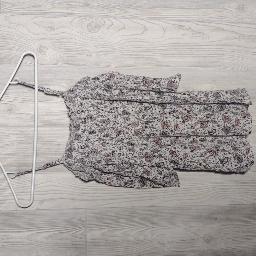 Floral & Paisley Cold Shoulder Top - Picture 7 of 14